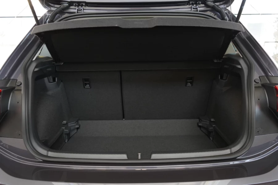Volkswagen Polo 8 disponible en location au meilleur prix en Tunisie – Image 5